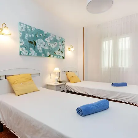 Dr-fleming By Interhome